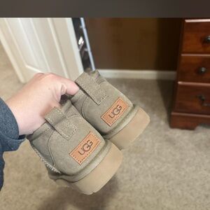 UGG Womens Antelope Ultra Mini Boots